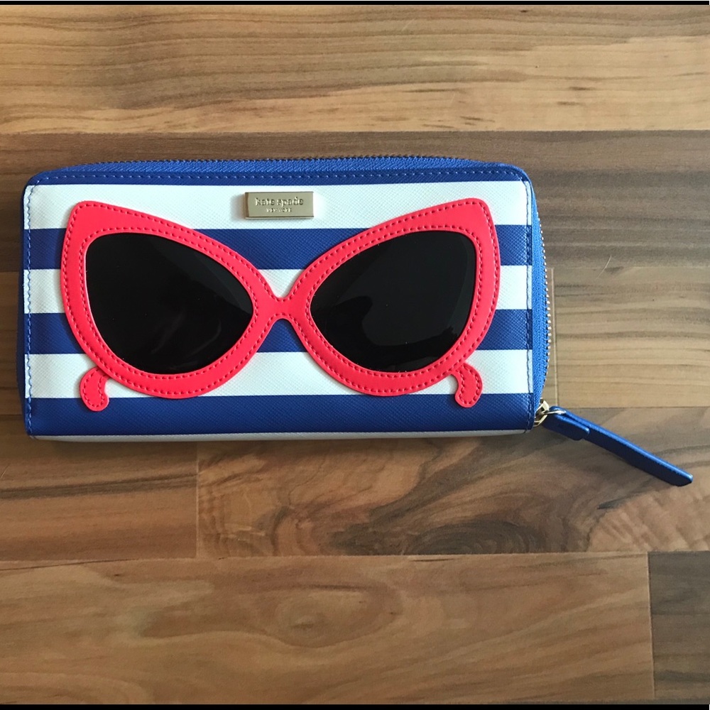 Kate Spade Sunglasses Wallet! 🕶️